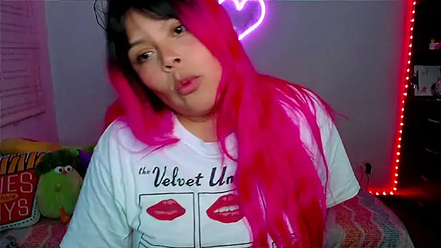 EllieMoonX's cam snapshot