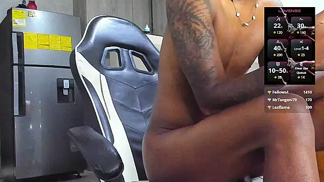 YeremiBrowm live sex cam