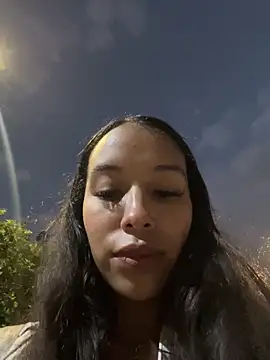 MarieLeon's cam snapshot