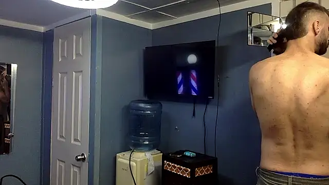 sexyhotstud12's cam snapshot