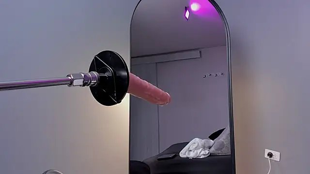 Amy_whittee live sex cam