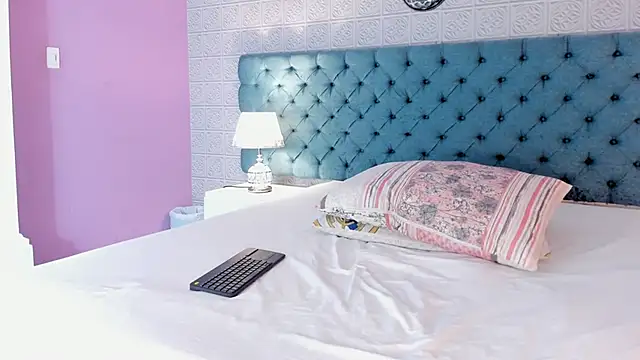 RosieVelvet's cam snapshot