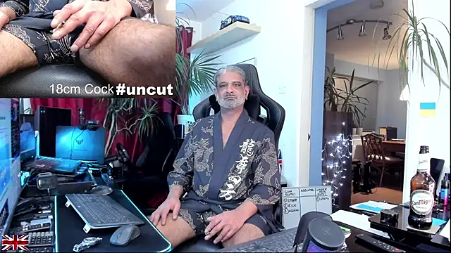 OnlineBossUK's cam snapshot