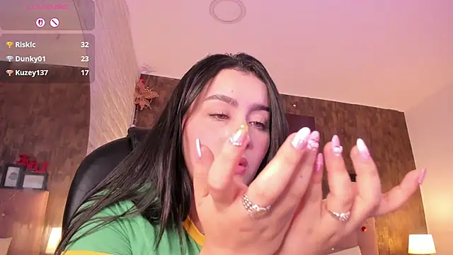 Hilarin__'s cam snapshot