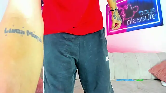 Hot_Max_1's cam snapshot