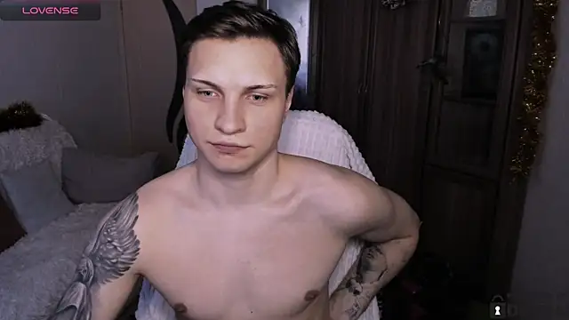 handsome_guy01's cam snapshot