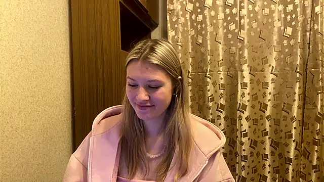 SkyeDavis's cam snapshot