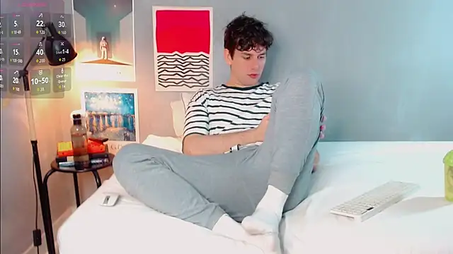 Elio555's cam snapshot