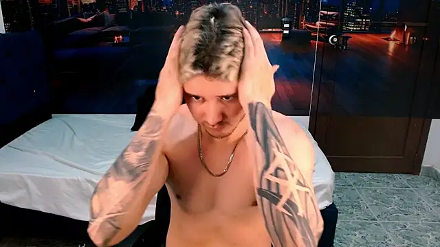 RayanLynxx live sex cam