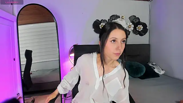 luna_celeeste_'s cam snapshot