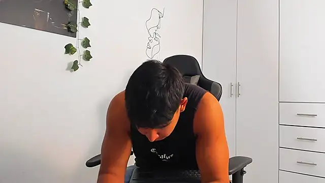 Bray_Kevin live sex cam