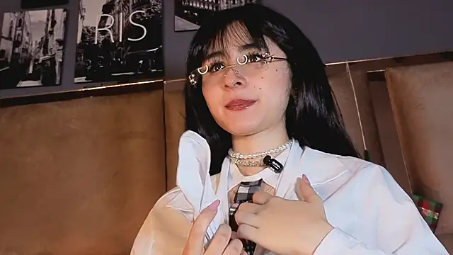 angelinepossy live sex cam