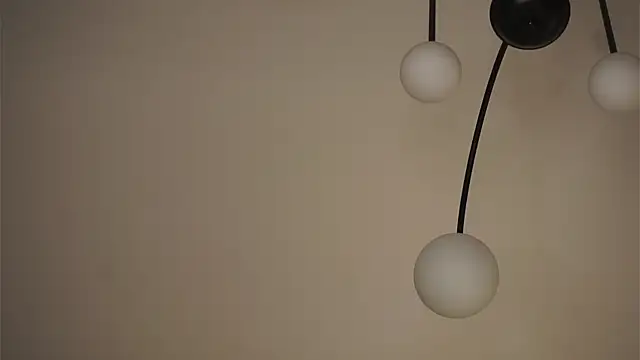 BrynnHolverson live sex cam