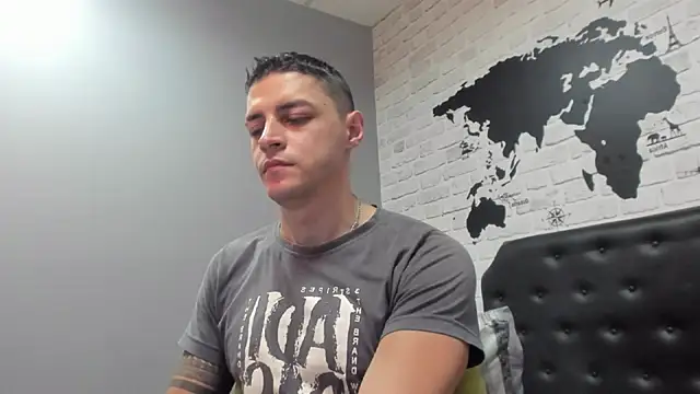 Frank_Millers live sex cam