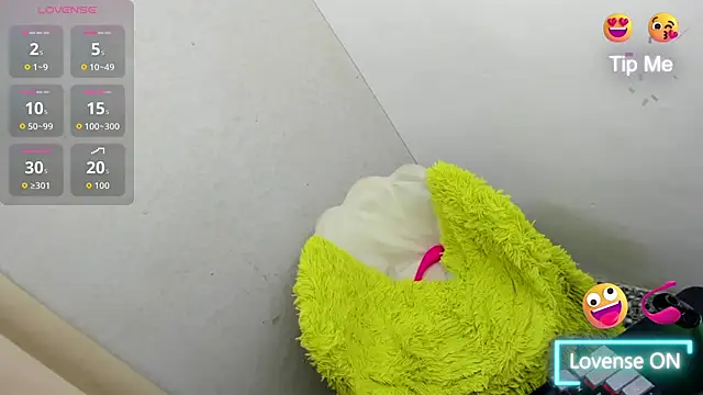 Saphira_Luxx live sex cam