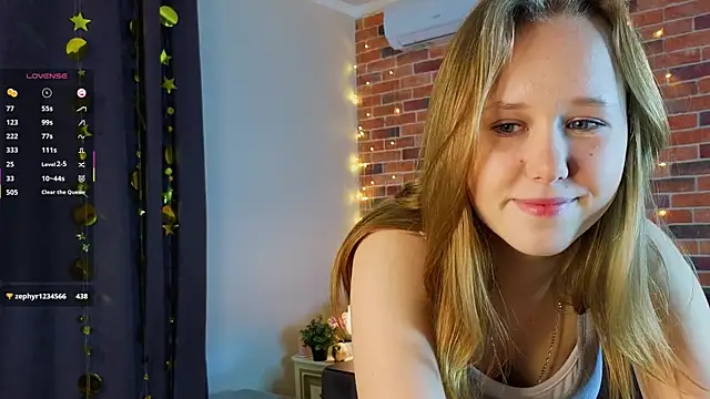 VoidElaris's cam snapshot