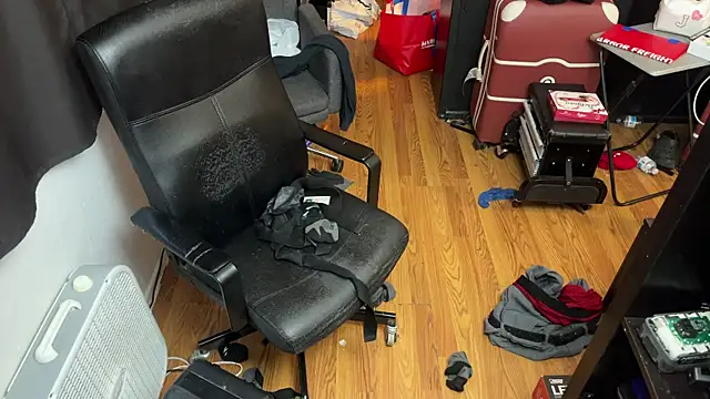 leanjamesdean live sex cam