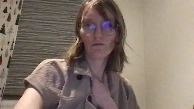 MeluaMauritius's cam snapshot