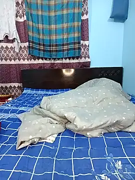 RomanticCouple432's cam snapshot