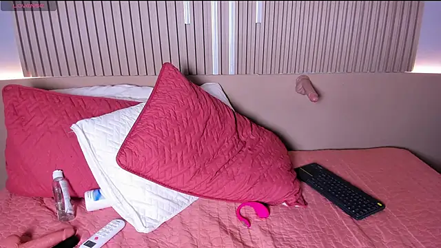 Camile_cute's cam snapshot