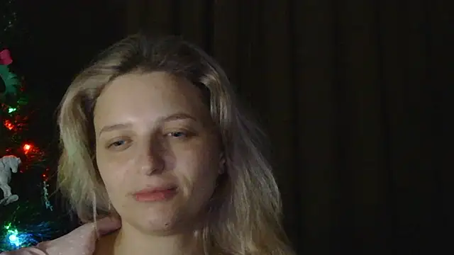 ElisSky301's cam snapshot