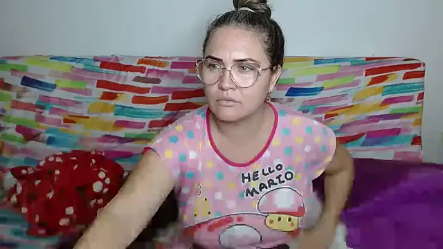 helenca43's cam snapshot