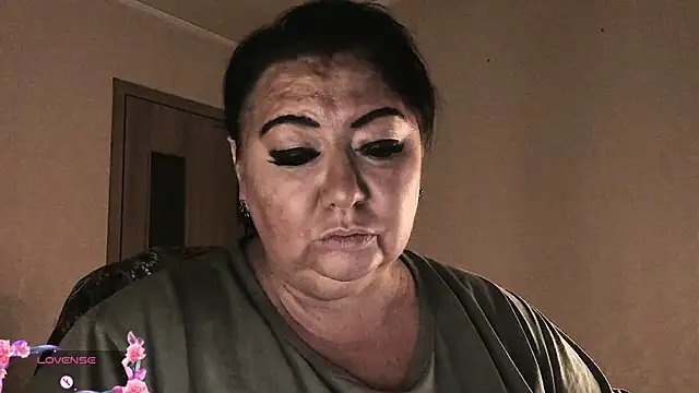 SexxyDreams1's cam snapshot