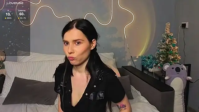 Mell_Hyees's cam snapshot