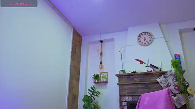 dulce_celeste15's cam snapshot