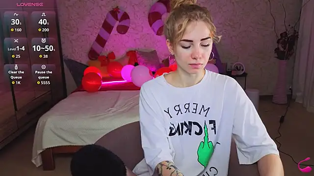 LunaBelli's cam snapshot