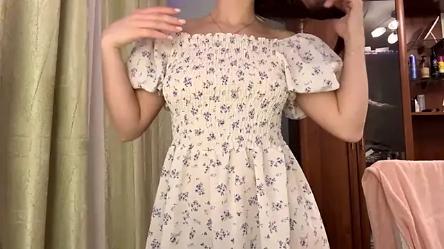 Adel_strongwoman live sex cam