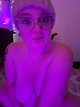 CurvesNChaos live sex cam