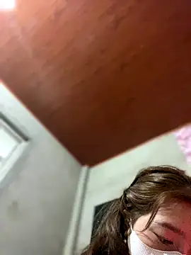 kitty-20x live sex cam