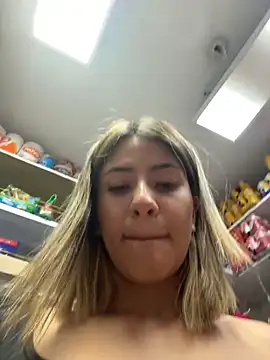 Andrea_19blonde's cam snapshot