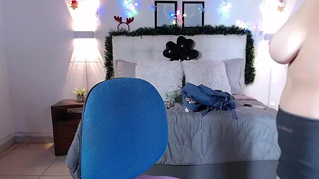 Megan_05_'s cam snapshot