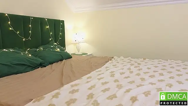 Eileen_Burton live sex cam