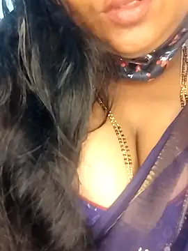 Divyahoty's cam snapshot