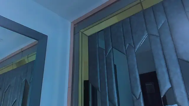 Sebax_Young live sex cam