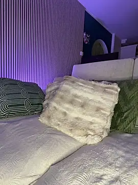 KikiVega live sex cam