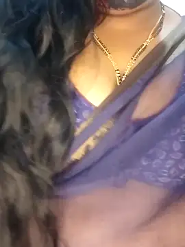 Divyahoty's cam snapshot