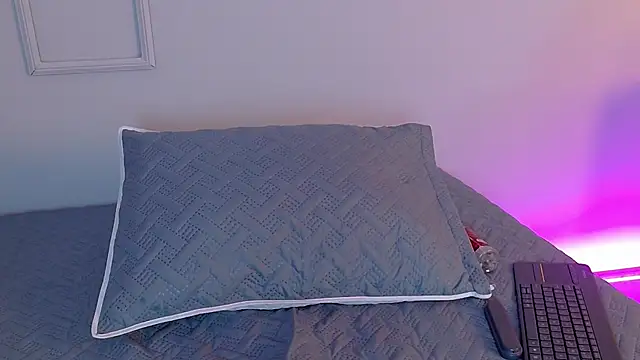 ElectraScot's cam snapshot