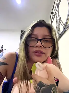 KoraSweett's cam snapshot