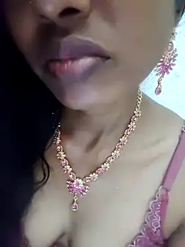 Gautami-telugu's cam snapshot