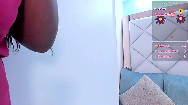 liarosee11's cam snapshot