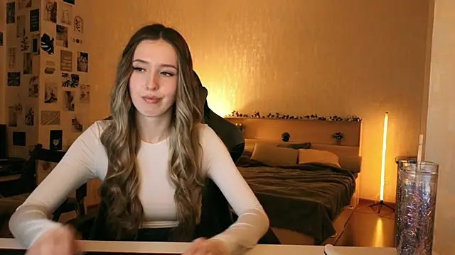 yourrdanceteacher's cam snapshot