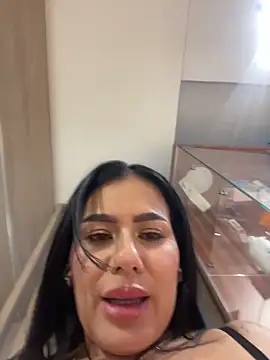 Miah_gomez_'s cam snapshot