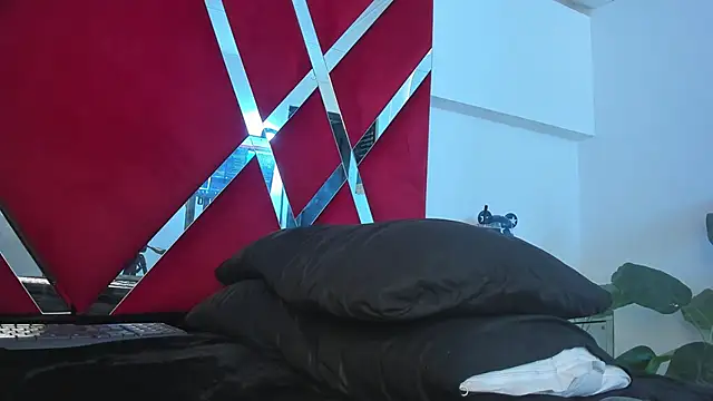 Laly_cherry_ht's cam snapshot