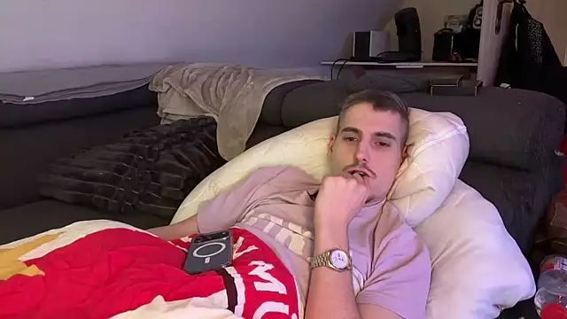 Cookieboy88 live sex cam