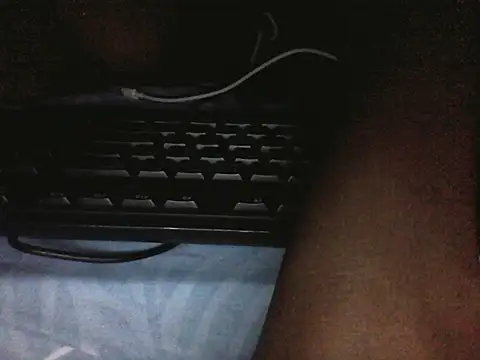 LaylowLee live sex cam