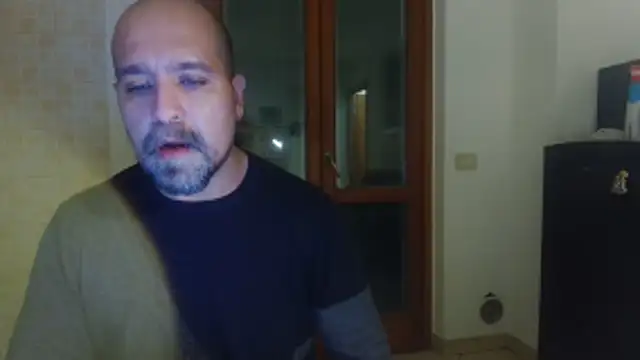 AMIRDIB2025's cam snapshot